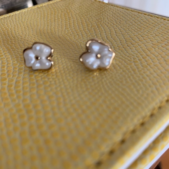 🎉Beautiful Earrings and Necklace Different colors - Picture 4 of 5